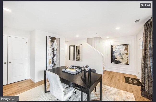 Building Photo - 42 Anderson Dr