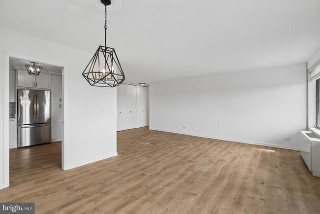 Building Photo - 4501 Arlington Blvd