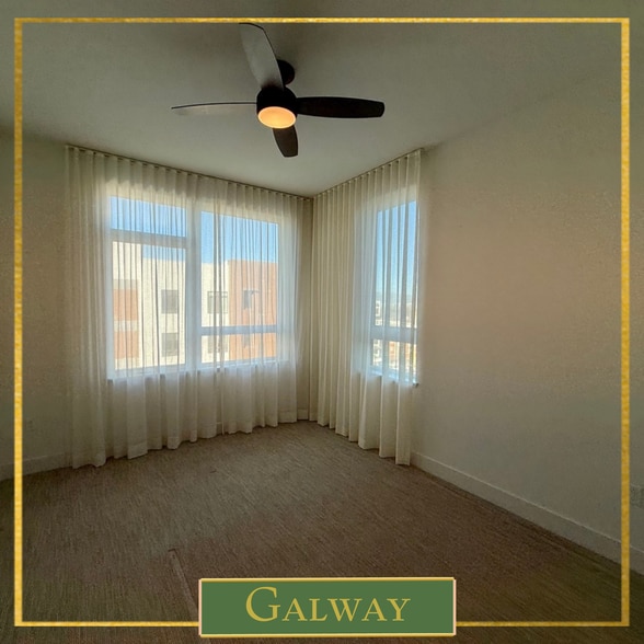 Building Photo - 3578 Rambla Pl