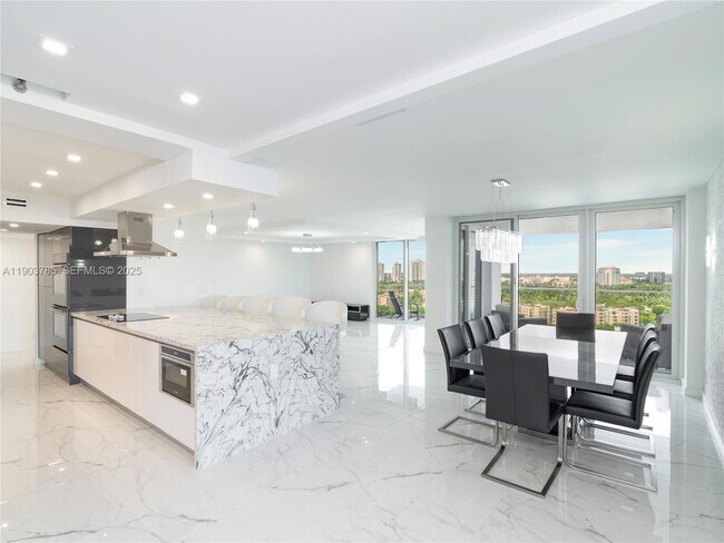 Building Photo - 19707 Turnberry Way