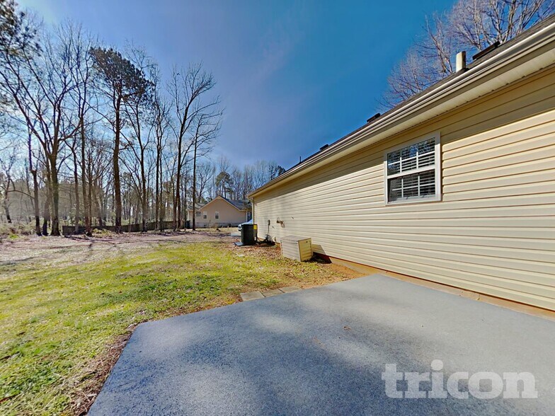 Building Photo - 1410 Ericas Pointe Dr