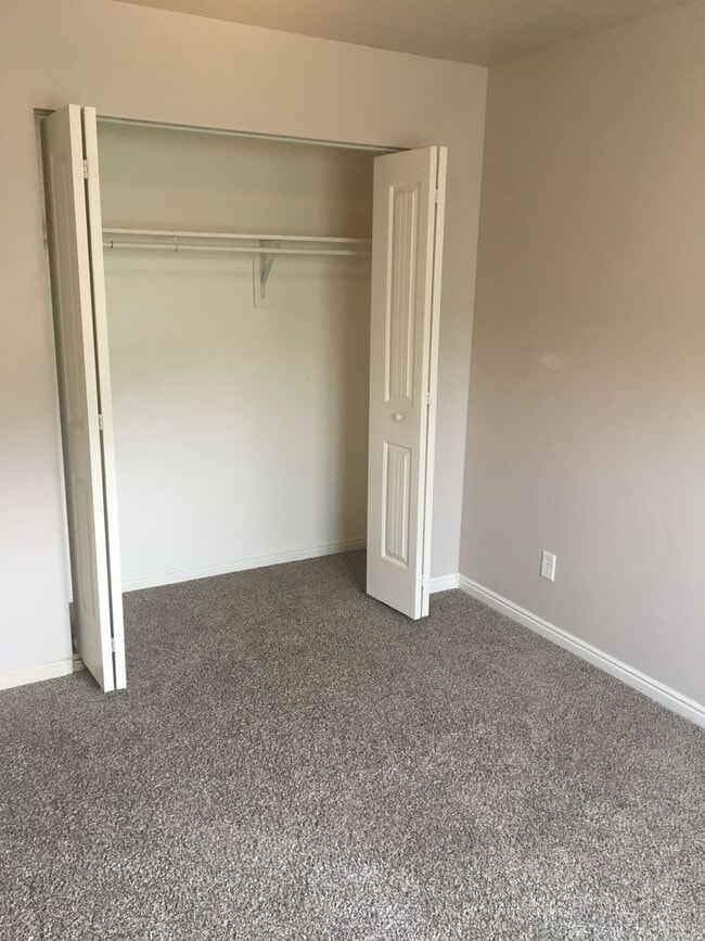 Building Photo - 1507 N 540 W