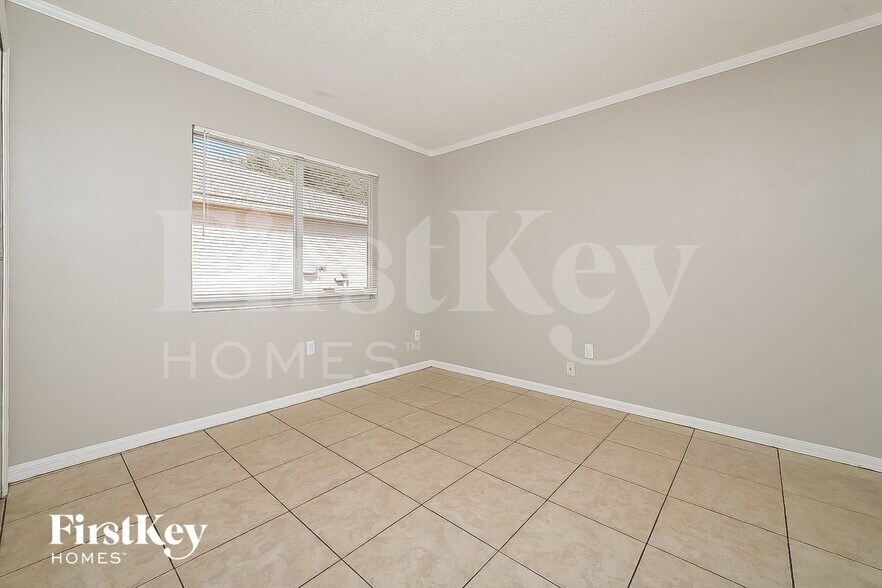 Building Photo - 1523 Birchstone Ave