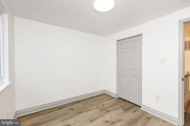 Building Photo - 17409 Founders Mill Dr