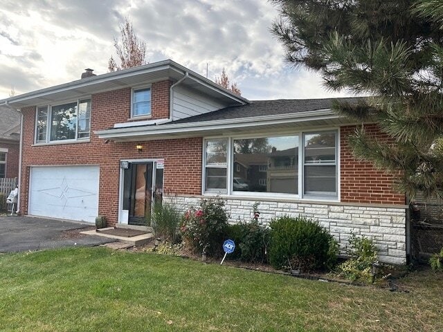 Primary Photo - 740 N Northwest Hwy