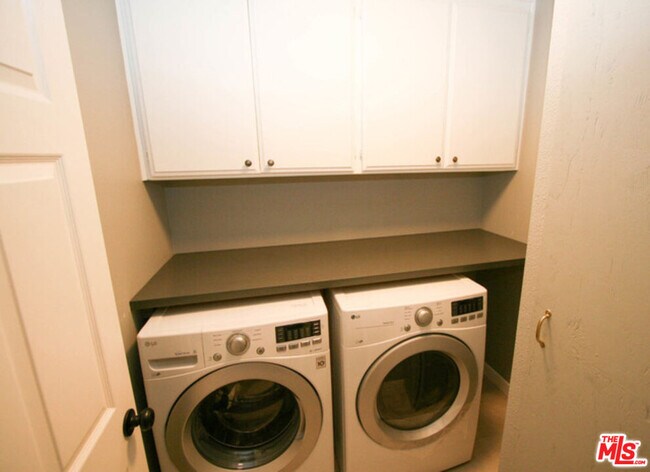 Building Photo - 1418 26th St