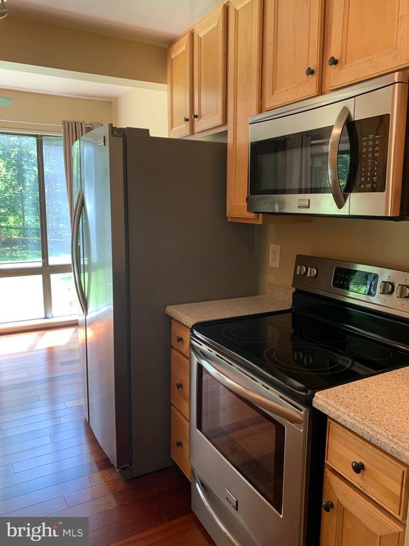 Building Photo - 8141 Needwood Rd