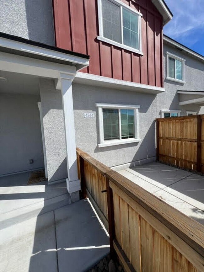 Building Photo - 4244 Fawnridge Pl