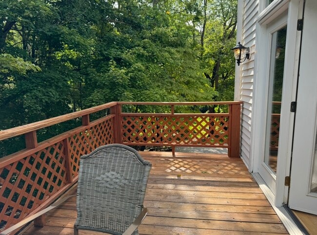 Building Photo - 126 Skiatook Way