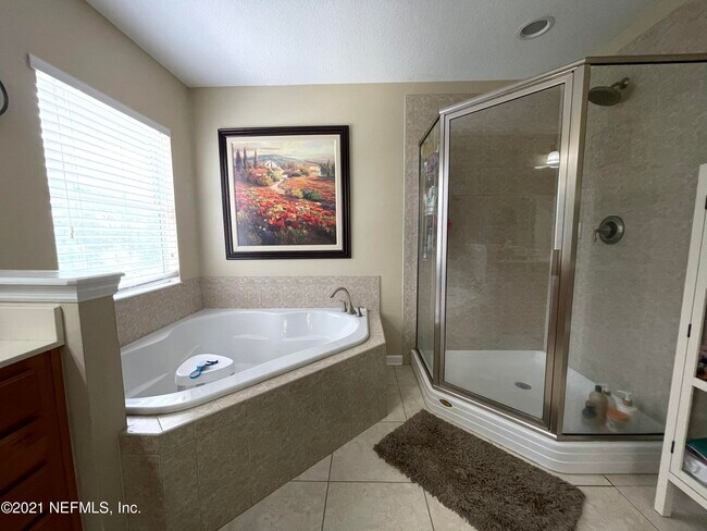 Building Photo - 346 Hefferon Dr