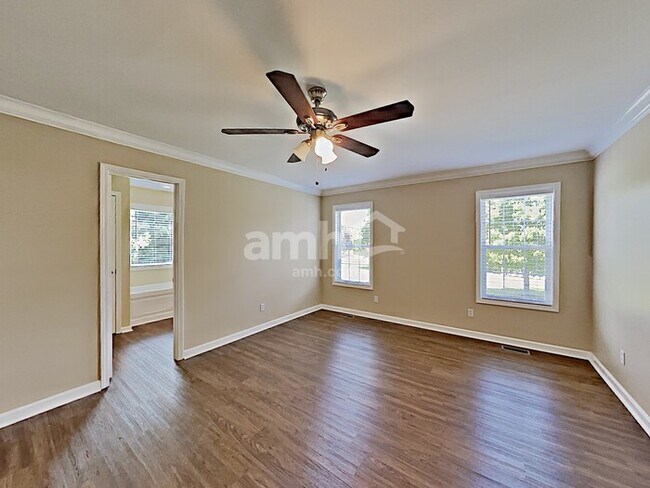 Building Photo - 156 Brightstar Ct