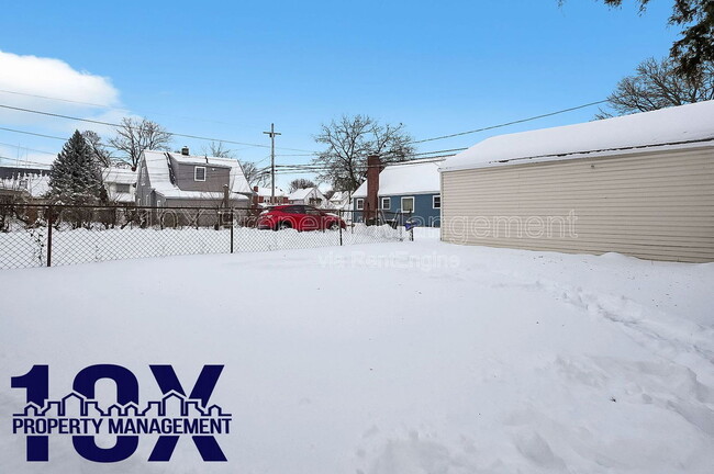 Building Photo - 864 Fairwood Ave