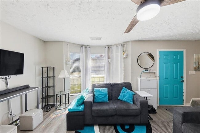 Building Photo - 3682 Stephanie Ct