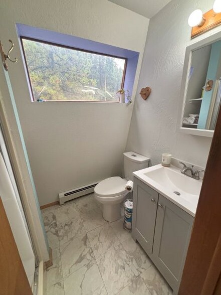 Building Photo - 456 Copperdale Ln