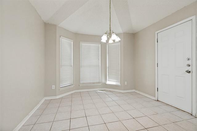 Building Photo - 1524 Summerfield Dr