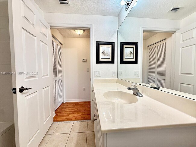 Building Photo - 2726 Anzio Ct
