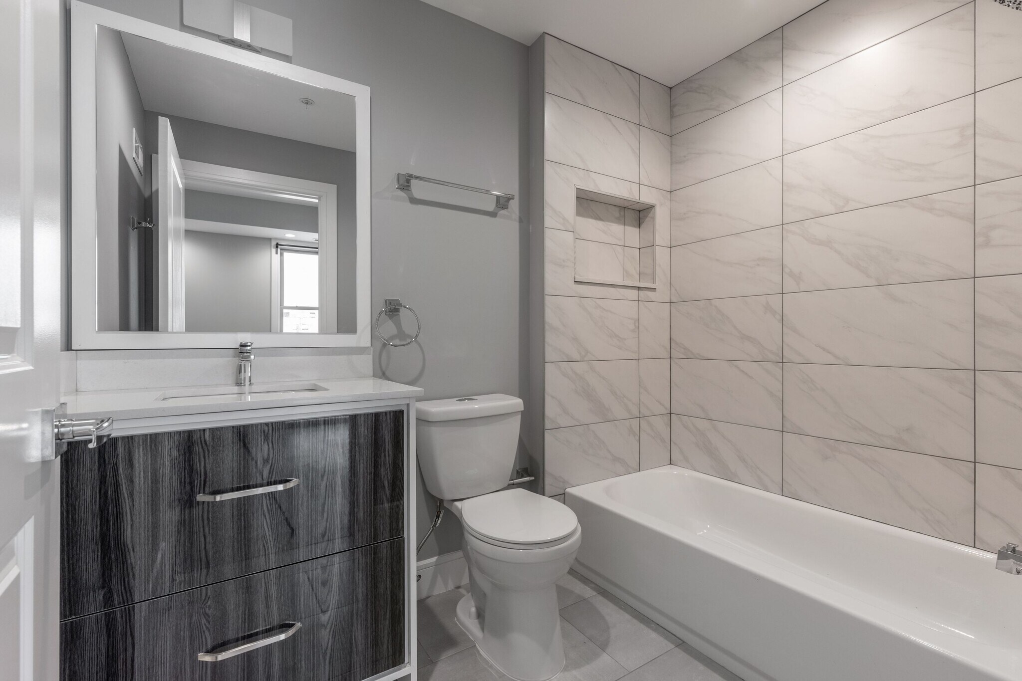 Building Photo - 1222 N Marshall St