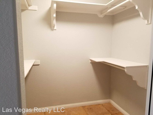 Building Photo - 2 br, 2 bath House - 7194 Mission Hills Dr