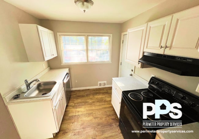 Primary Photo - 1804 Idlewood Dr