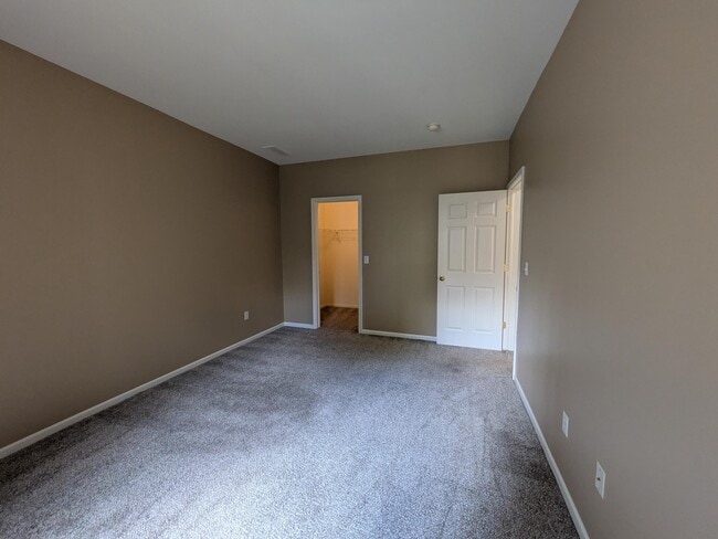 Building Photo - 24107 Chesapeake Cir