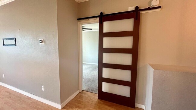 Building Photo - 7501 Shadowridge Run