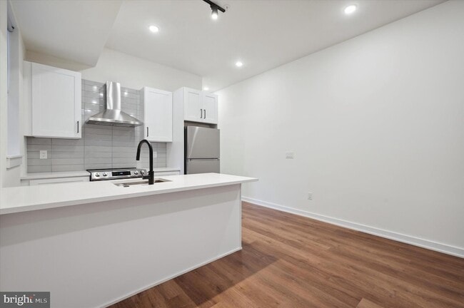 Building Photo - 2513 N Howard St