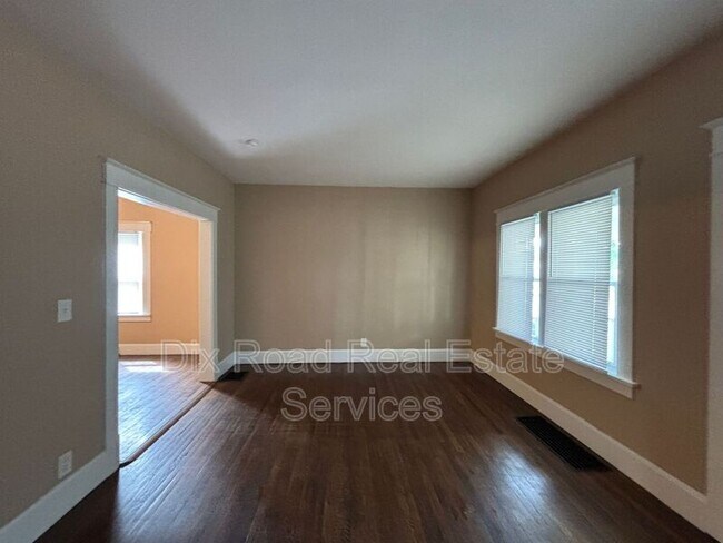 Building Photo - 2310 S Sutphin St
