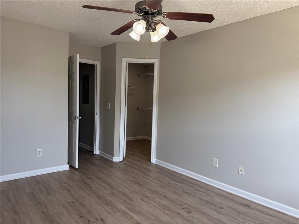 Building Photo - 6370 Olmadison Pl