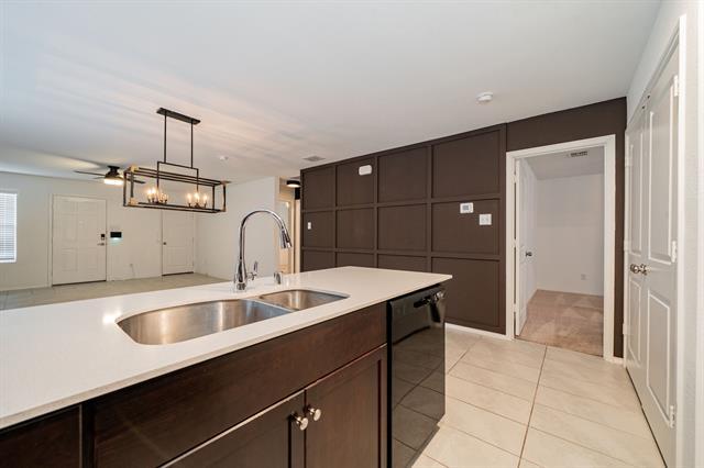 Building Photo - 6204 Unbridled Dr