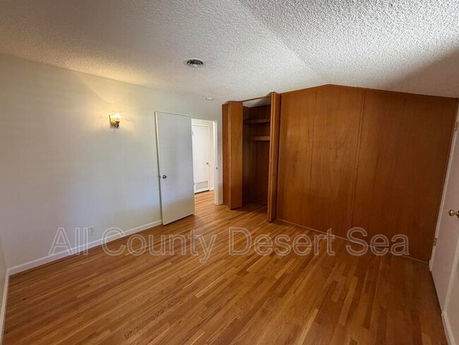 Building Photo - 10250 Masterson Rd