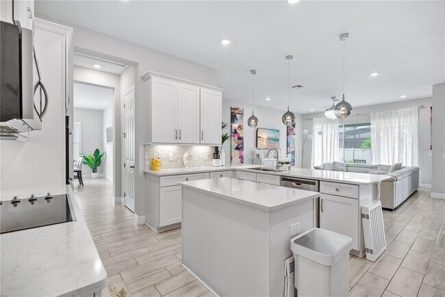 Building Photo - 2056 Wood Thrush Ln