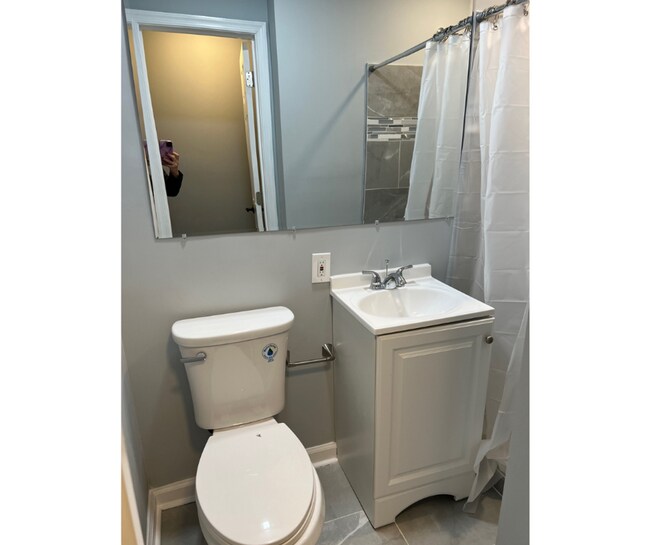 Building Photo - 2430 Potterfield Rd