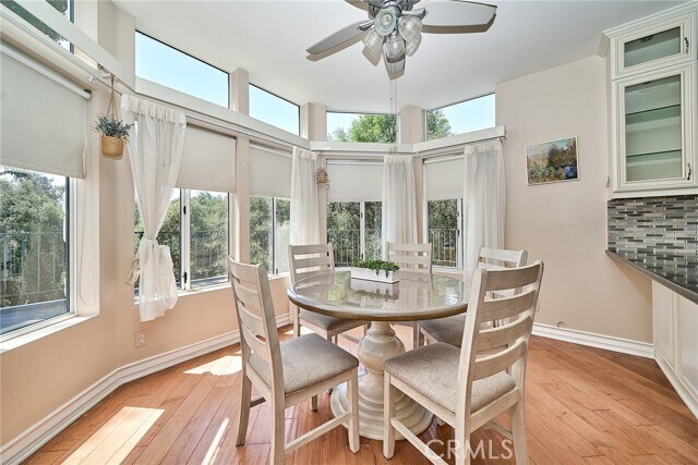 Building Photo - 1089 Village Dr