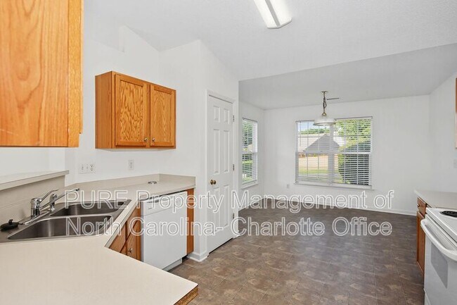 Building Photo - 2910 Bridgeville Ln