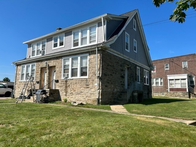 Building Photo - 6370 Oxford Ave