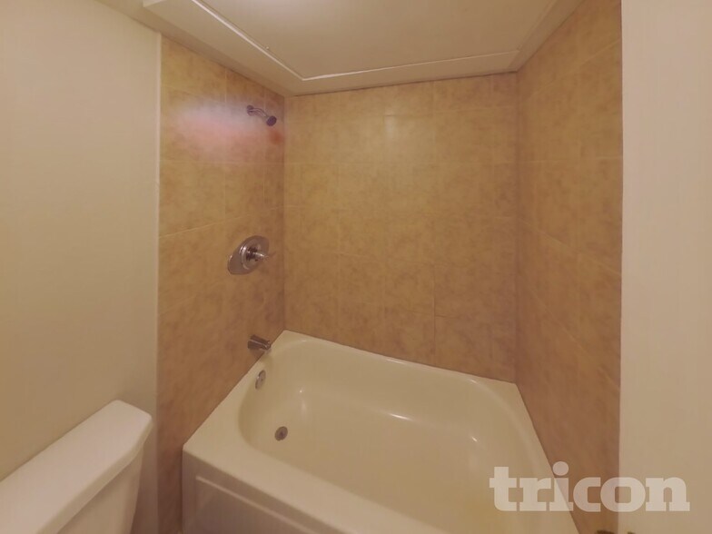 Building Photo - 3312 Woodlark Dr