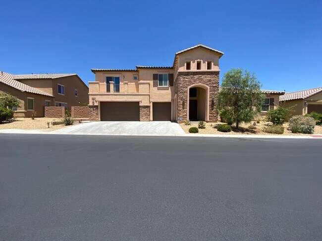 Primary Photo - 4/BD 3.5/BA Spacious Home in Gated Communi...