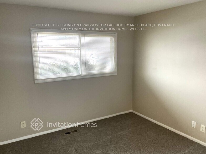 Building Photo - 903 Vine St