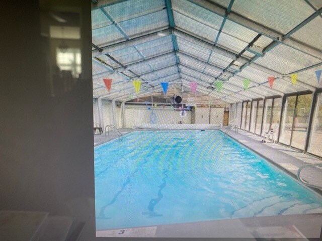 Swimming pool - 130 Olympia Dr