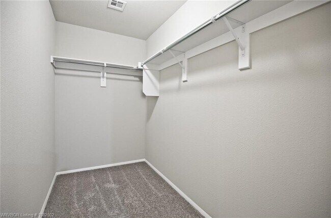 Building Photo - 9025 Wildwood Way