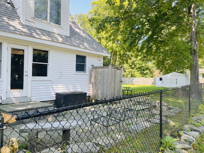 Building Photo - 11 Griswold Ave