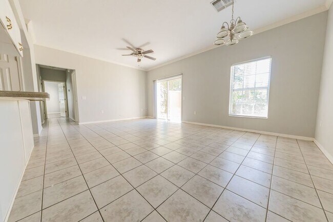 Building Photo - 904 Eagle Pond Dr
