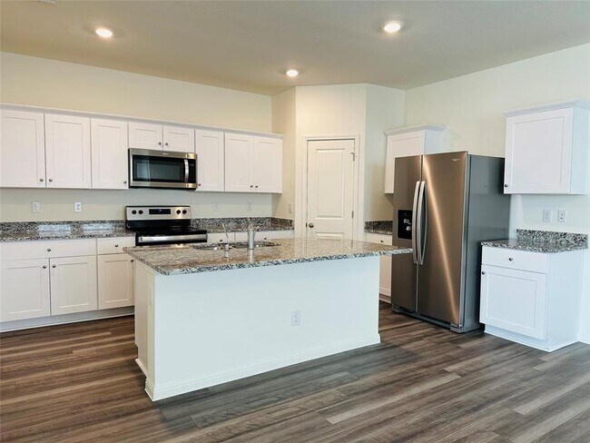 Building Photo - 108 Pronghorn St