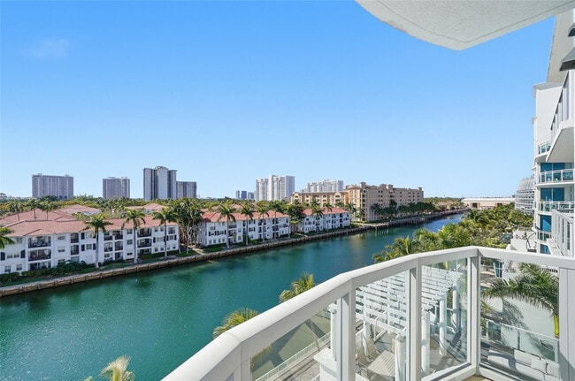 Building Photo - 3030 NE 188th St