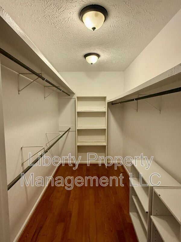 Building Photo - 2958 Walden Rd