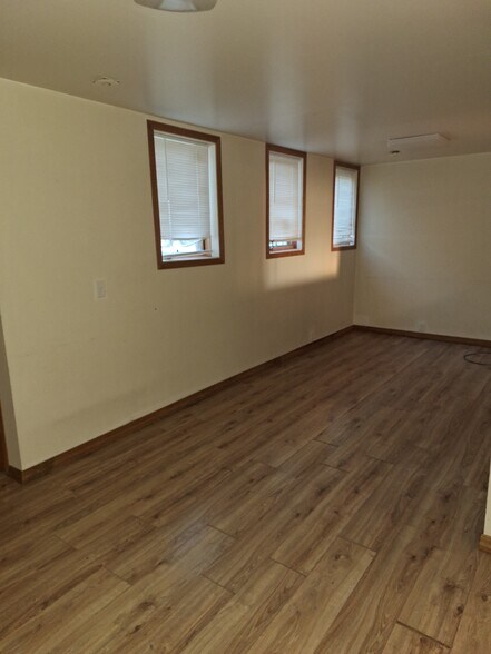 Building Photo - 126 N Bordson St