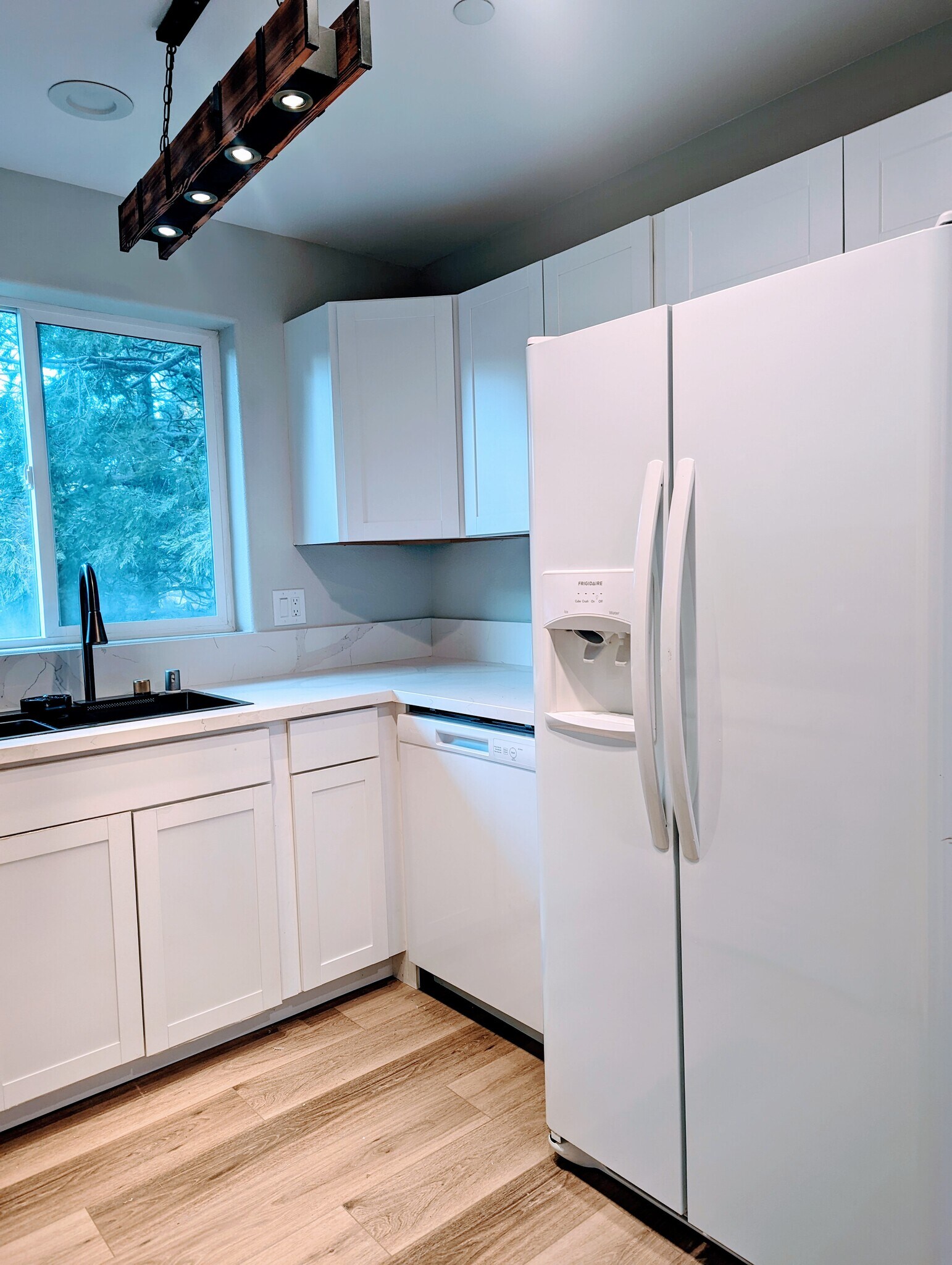 Building Photo - 134 Pine Ridge Rd