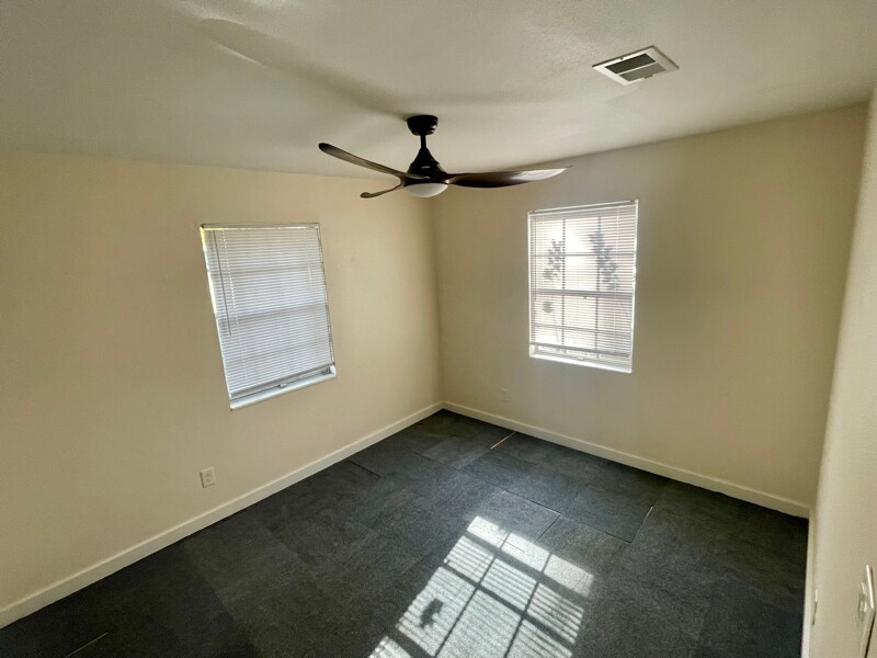 Building Photo - 217 Concordia Blvd