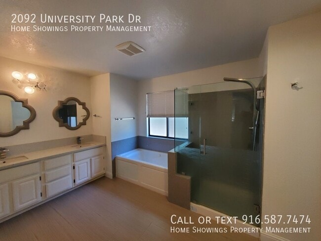 Building Photo - 2092 University Park Dr