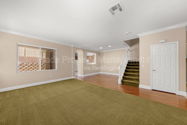 Building Photo - 6223 Avenida De Las Vistas